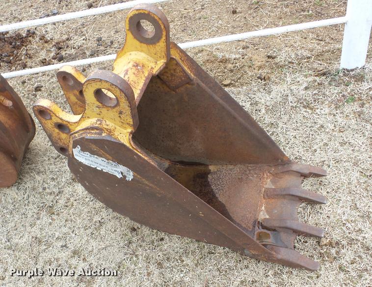 image for item D3622 Backhoe bucket