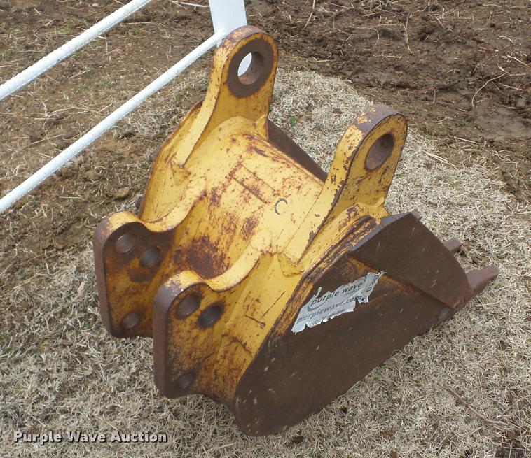 image for item D3622 Backhoe bucket