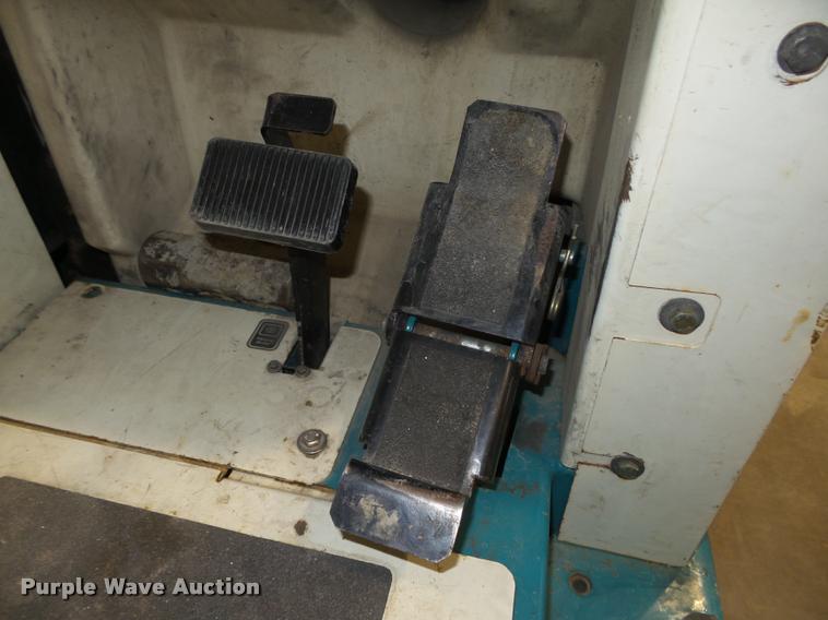 image for item DA0547 Tennant 8410 sweeper scrubber