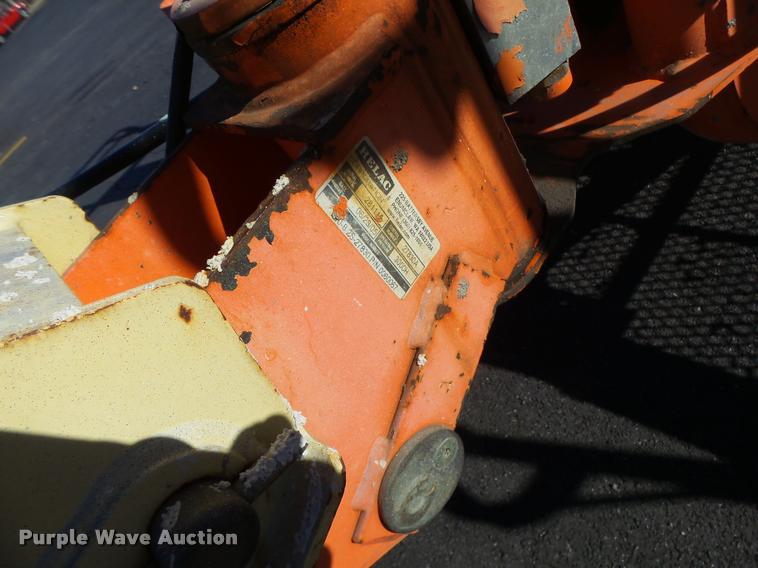 image for item DA3324 1999 JLG 600S boom lift