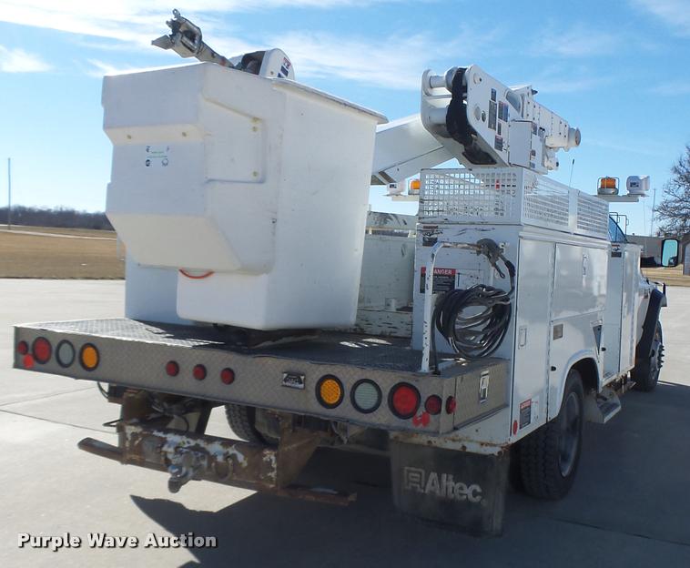 image for item DA3325 2009 Dodge Ram 5500 bucket truck