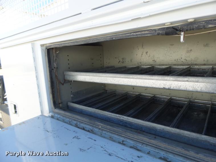 image for item DA3325 2009 Dodge Ram 5500 bucket truck