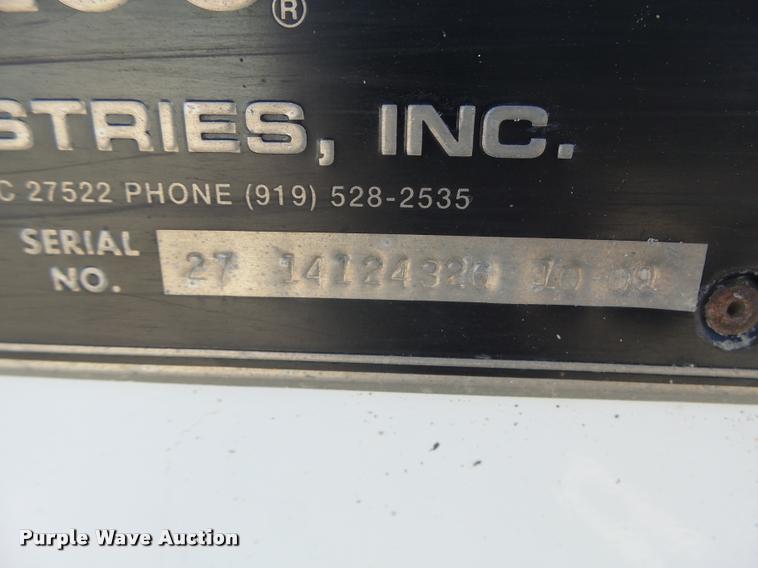 image for item DA3325 2009 Dodge Ram 5500 bucket truck