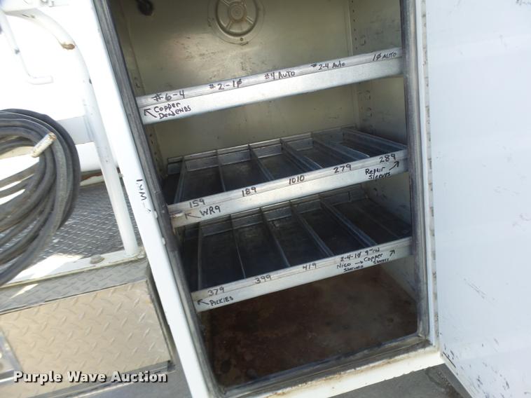 image for item DA3325 2009 Dodge Ram 5500 bucket truck