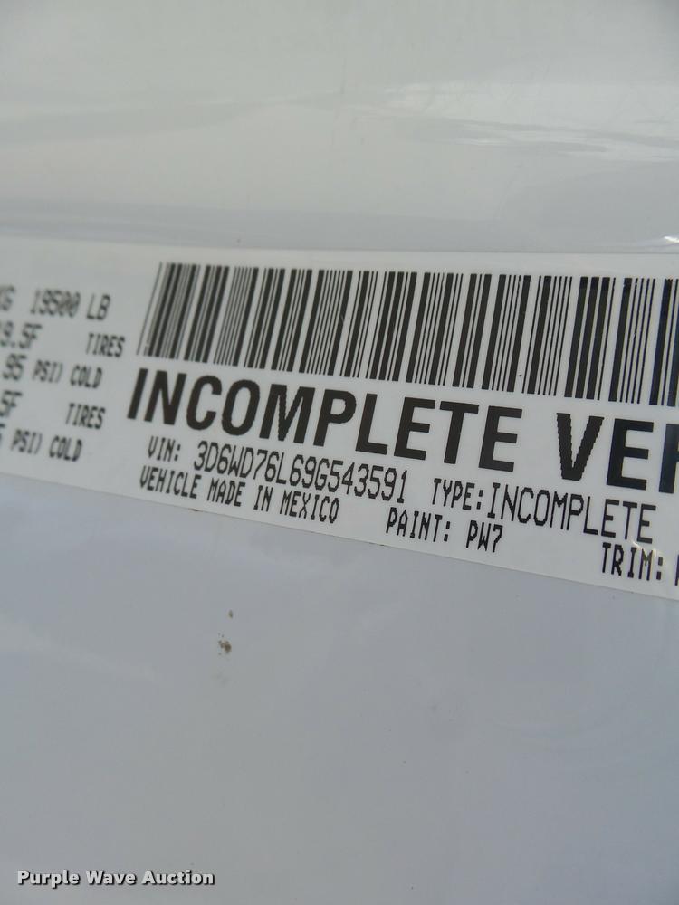 image for item DA3325 2009 Dodge Ram 5500 bucket truck