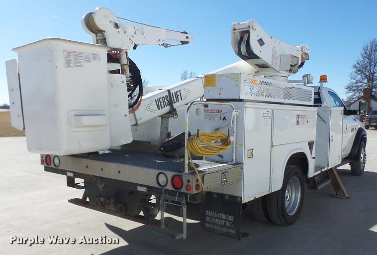 image for item DA3326 2011 Dodge Ram 5500 bucket truck