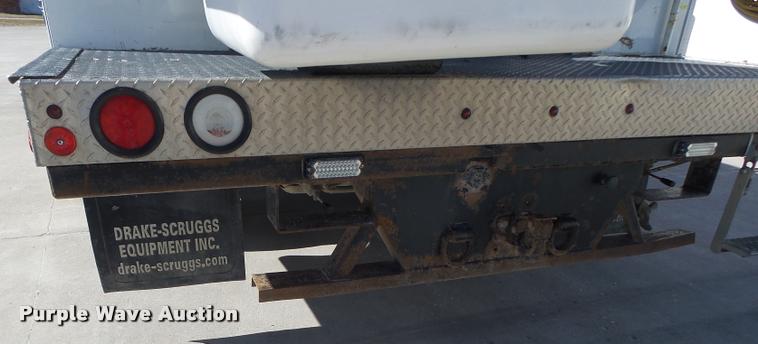 image for item DA3326 2011 Dodge Ram 5500 bucket truck