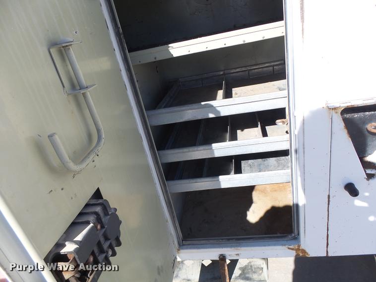 image for item DA3326 2011 Dodge Ram 5500 bucket truck