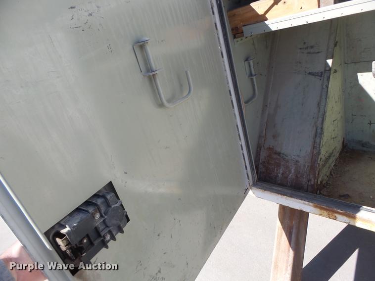 image for item DA3326 2011 Dodge Ram 5500 bucket truck