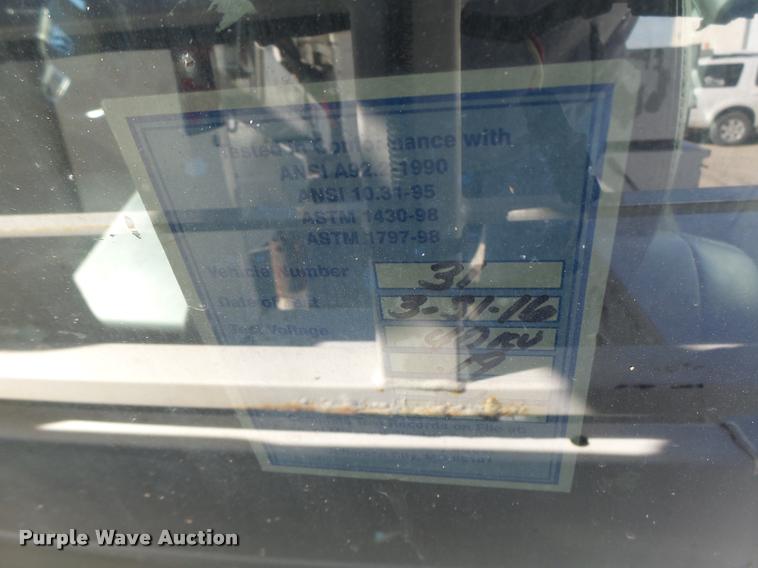 image for item DA3326 2011 Dodge Ram 5500 bucket truck