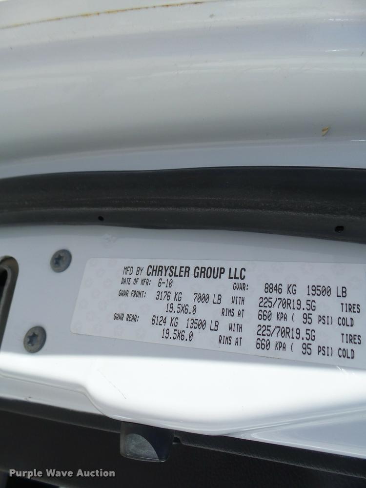 image for item DA3326 2011 Dodge Ram 5500 bucket truck