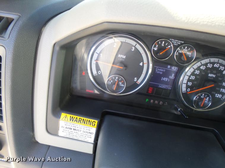 image for item DA3326 2011 Dodge Ram 5500 bucket truck