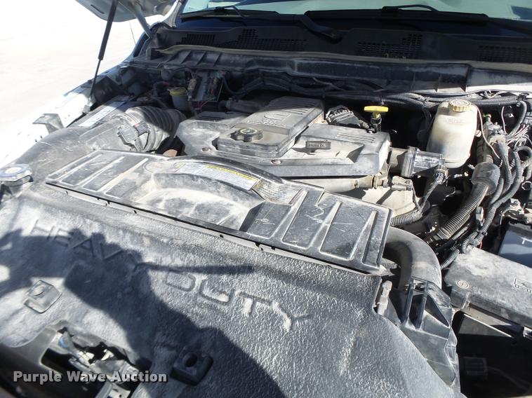 image for item DA3326 2011 Dodge Ram 5500 bucket truck