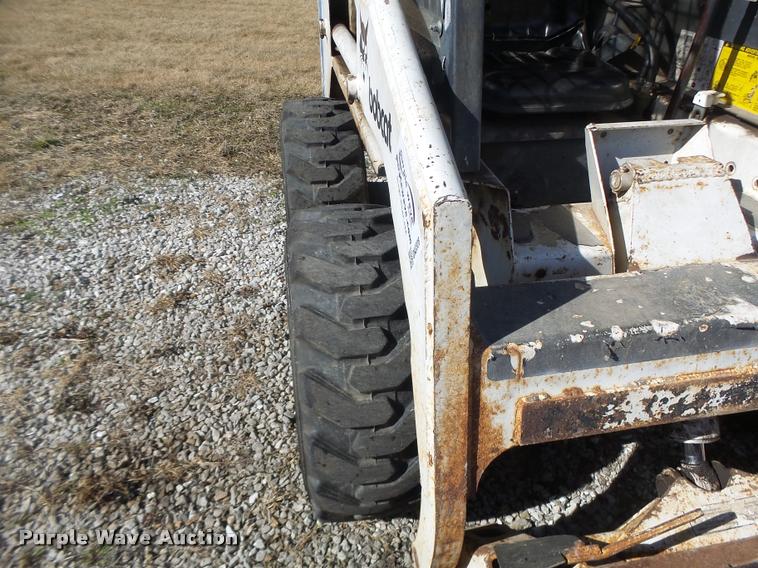 image for item DA3328 Bobcat 743 skid steer