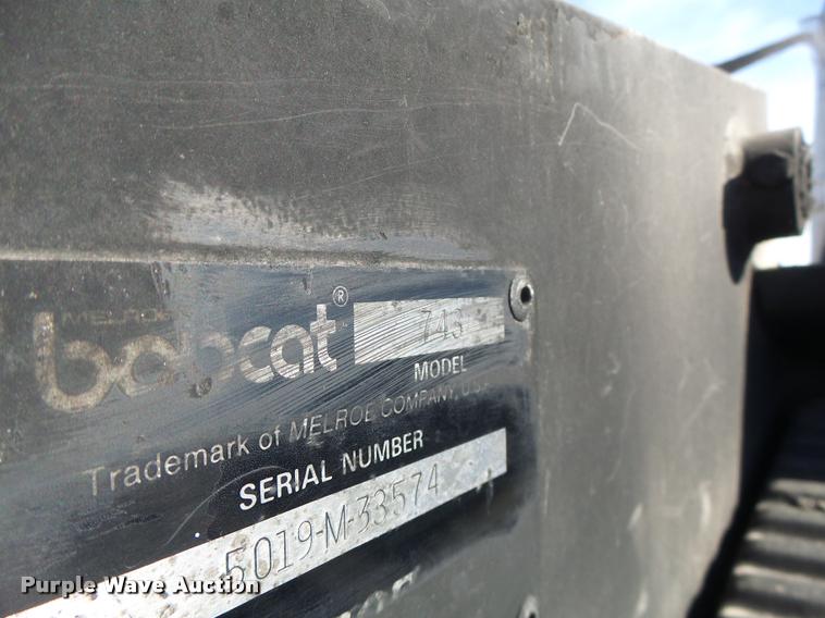 image for item DA3328 Bobcat 743 skid steer