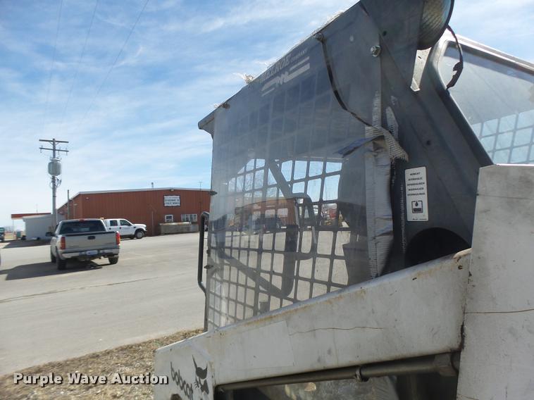 image for item DA3328 Bobcat 743 skid steer