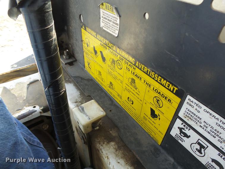 image for item DA3328 Bobcat 743 skid steer