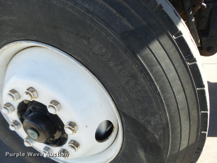 image for item DA3329 1994 Chevrolet Kodiak dump truck