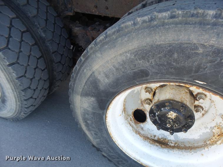 image for item DA3329 1994 Chevrolet Kodiak dump truck