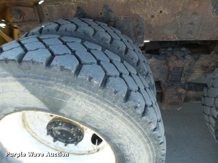 image for item DA3329 1994 Chevrolet Kodiak dump truck