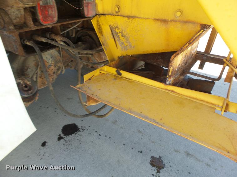 image for item DA3329 1994 Chevrolet Kodiak dump truck