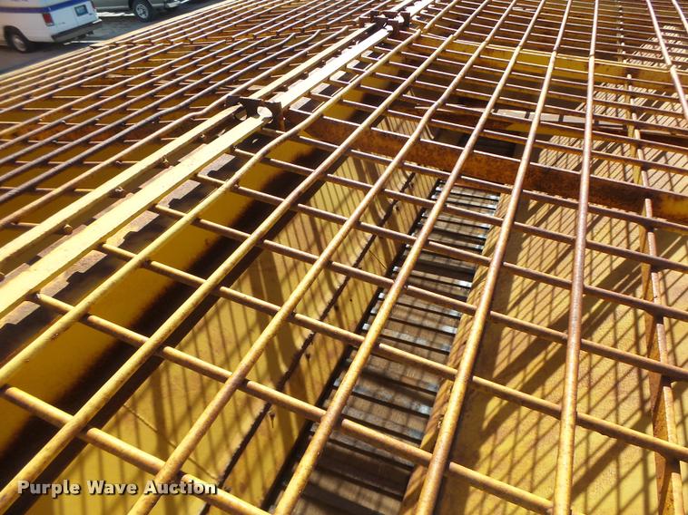 image for item DA3329 1994 Chevrolet Kodiak dump truck