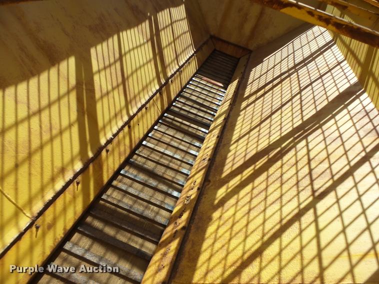 image for item DA3329 1994 Chevrolet Kodiak dump truck