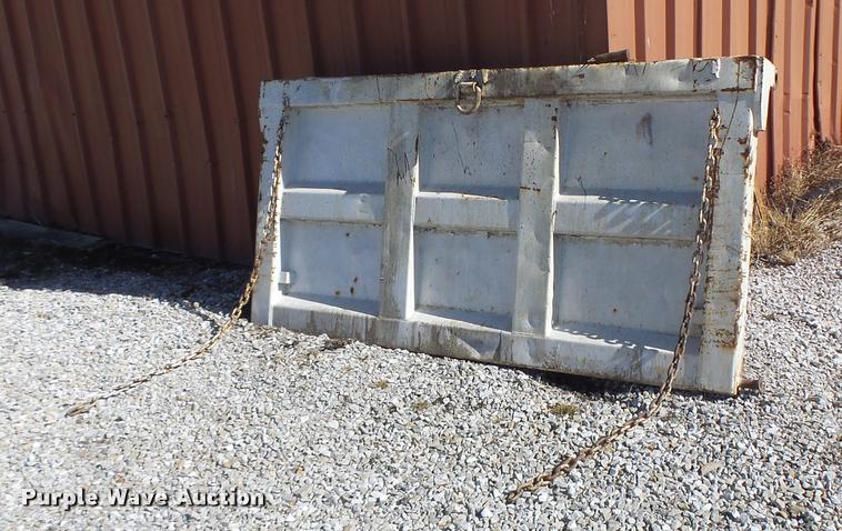 image for item DA3329 1994 Chevrolet Kodiak dump truck