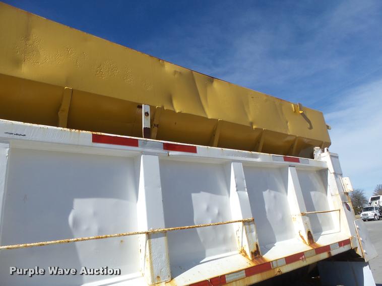 image for item DA3329 1994 Chevrolet Kodiak dump truck