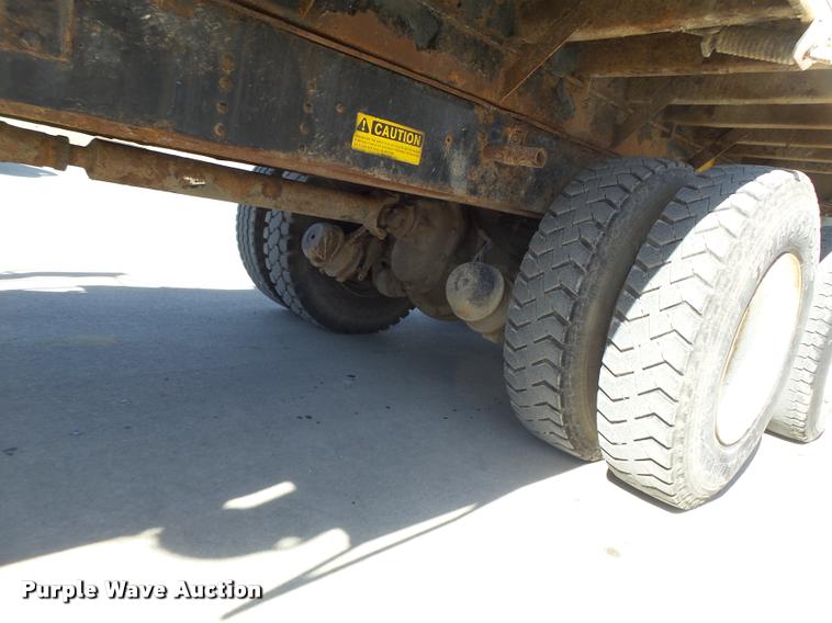 image for item DA3329 1994 Chevrolet Kodiak dump truck