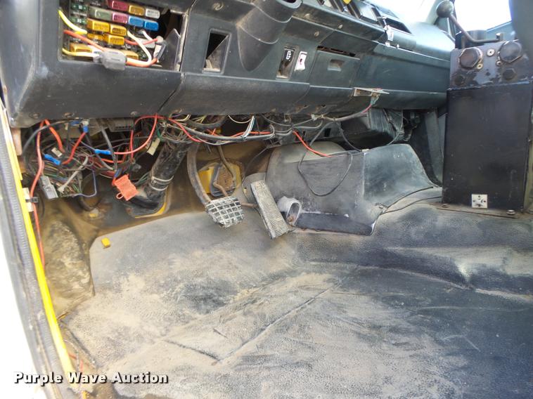 image for item DA3329 1994 Chevrolet Kodiak dump truck