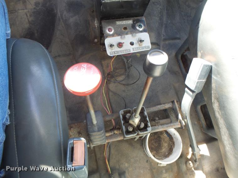 image for item DA3329 1994 Chevrolet Kodiak dump truck