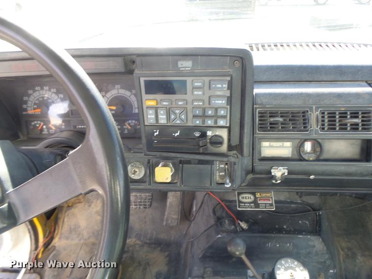image for item DA3329 1994 Chevrolet Kodiak dump truck