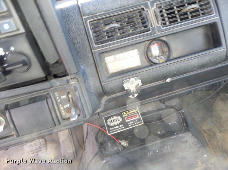 image for item DA3329 1994 Chevrolet Kodiak dump truck