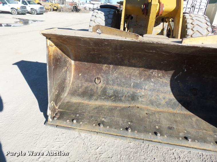 image for item DA4019 1999 Caterpillar 928G wheel loader