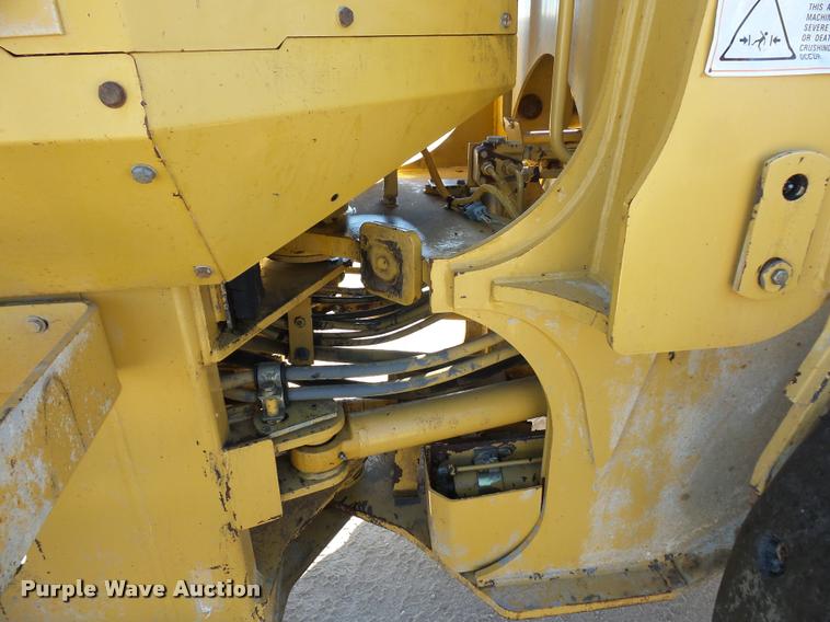 image for item DA4019 1999 Caterpillar 928G wheel loader