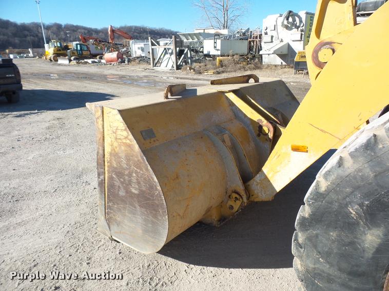 image for item DA4019 1999 Caterpillar 928G wheel loader