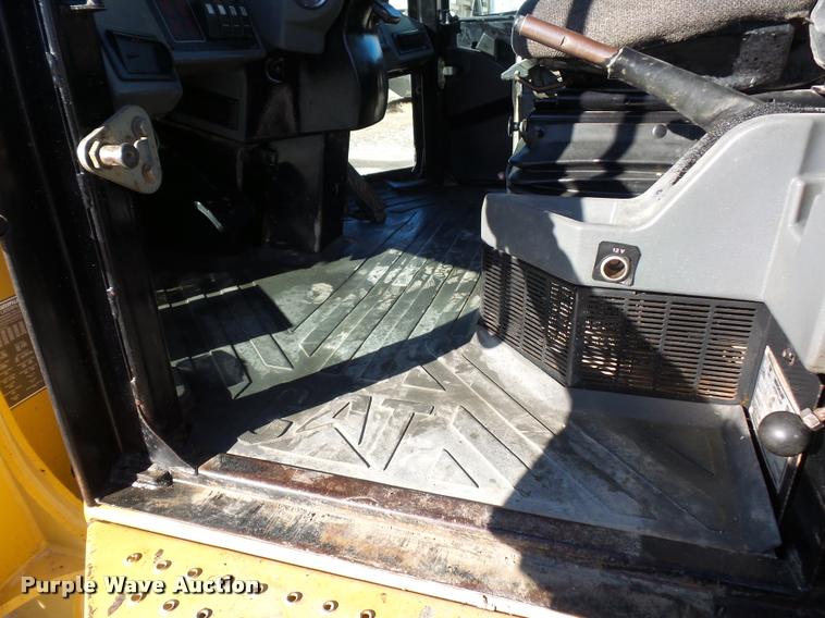 image for item DA4019 1999 Caterpillar 928G wheel loader