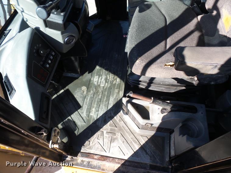 image for item DA4019 1999 Caterpillar 928G wheel loader