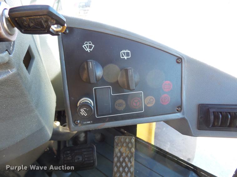 image for item DA4019 1999 Caterpillar 928G wheel loader