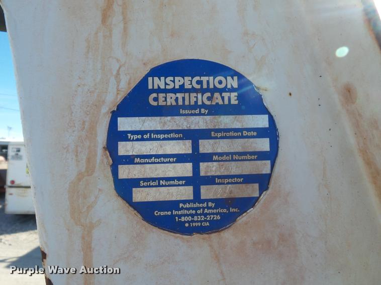 image for item DA4020 2002 Ford F550 service truck with crane