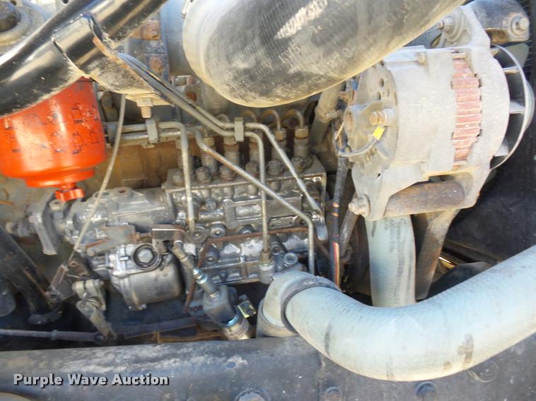 image for item DA4023 1992 Ford LT8000 dump truck