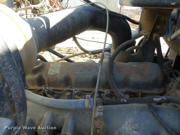 image for item DA4023 1992 Ford LT8000 dump truck