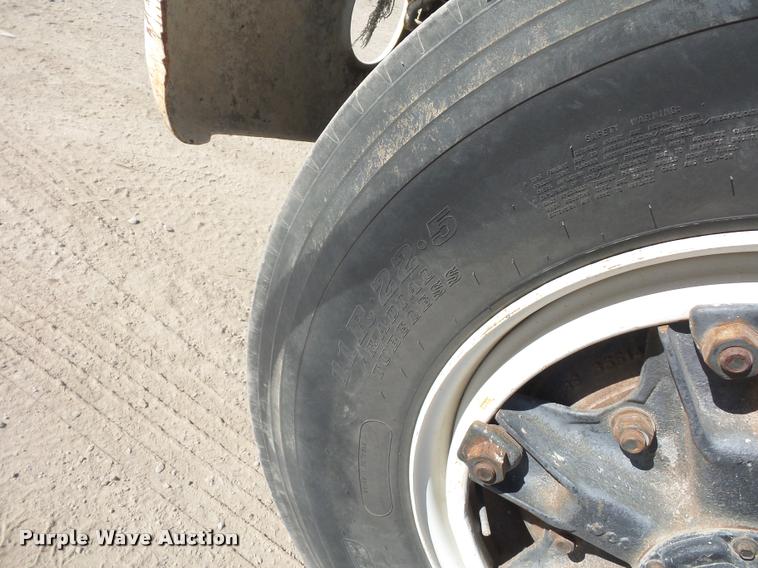 image for item DA4027 1985 Ford LT8000 dump truck