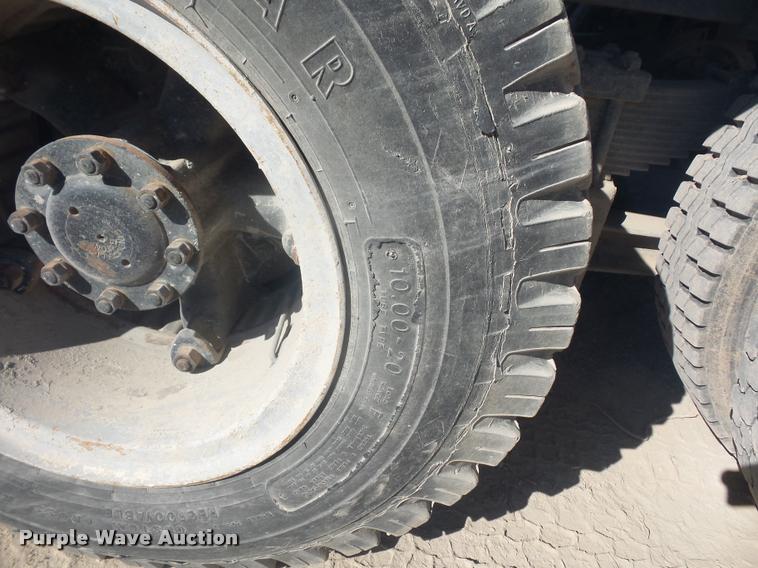 image for item DA4027 1985 Ford LT8000 dump truck