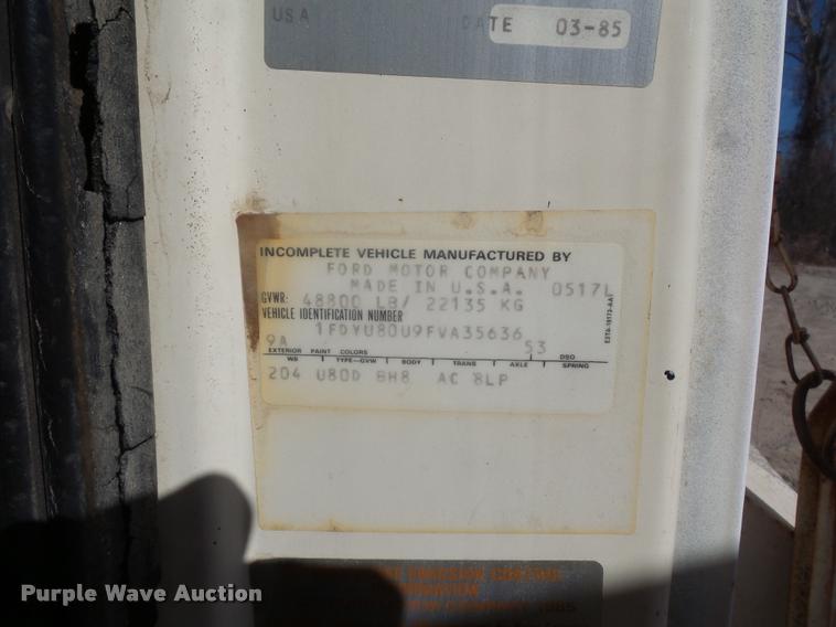 image for item DA4027 1985 Ford LT8000 dump truck