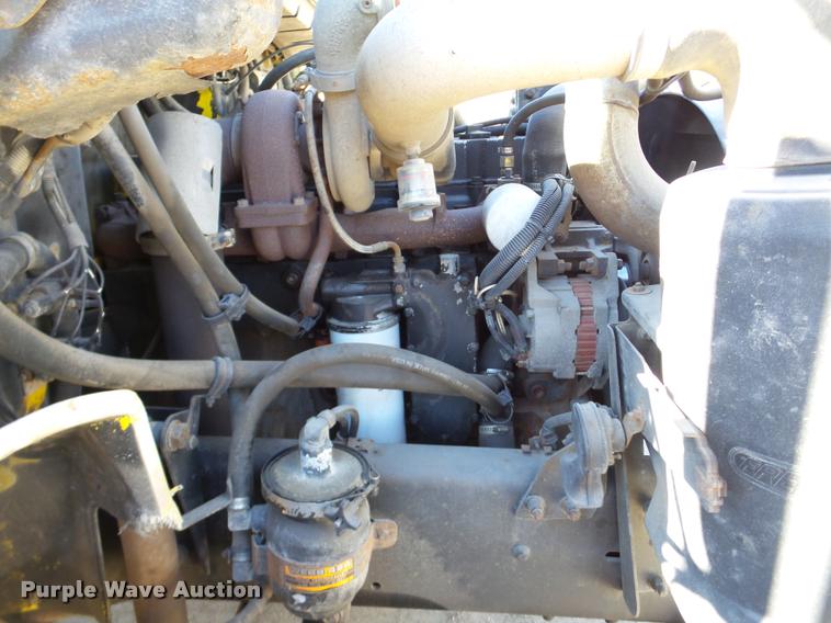 image for item DA7360 1995 Freightliner FL70 flatbed truck