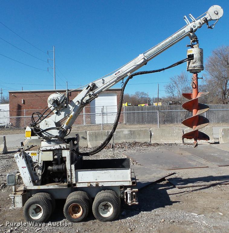 image for item DA7361 Pitman Panther 4000-T mini digger derrick