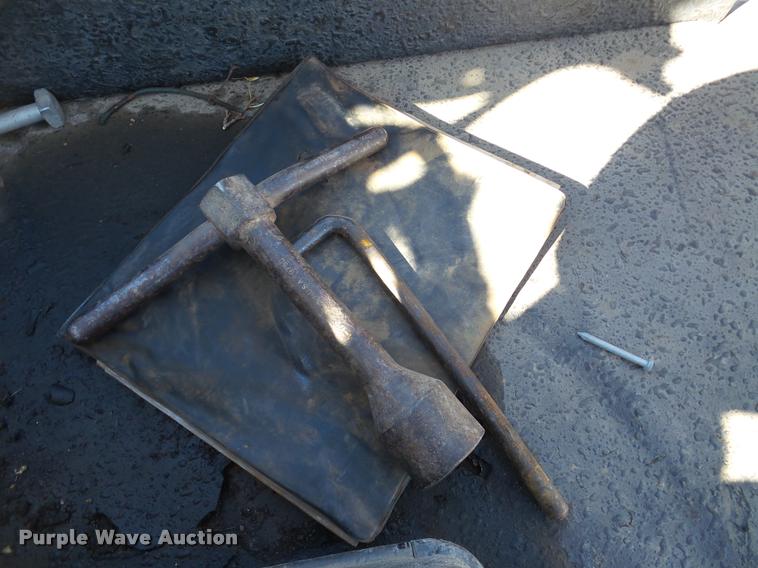 image for item DA7361 Pitman Panther 4000-T mini digger derrick