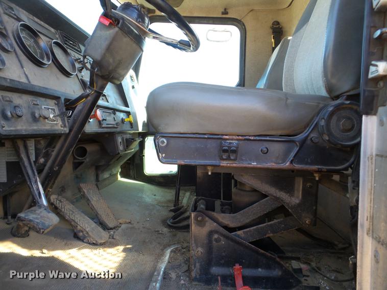 image for item DA7362 1998 Kenworth T300 flatbed dump truck